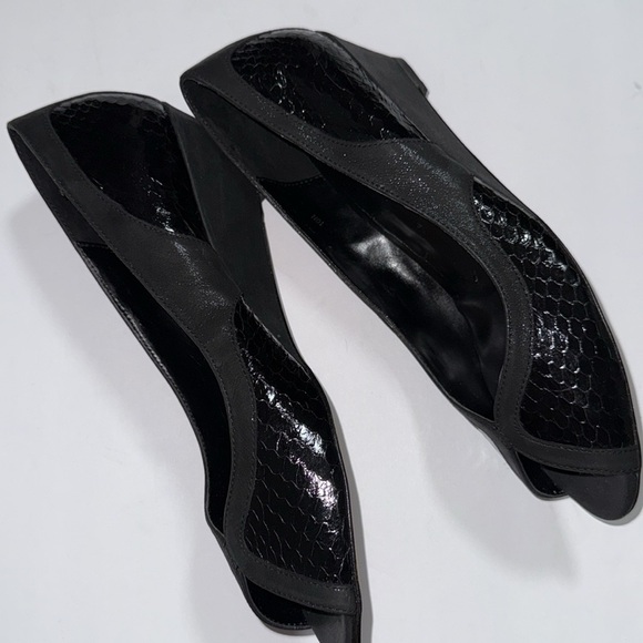 VANELI Black Peep-Toe Heels - Picture 5 of 6